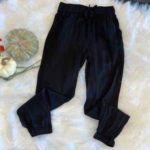 H&M Elastic Black Joggers